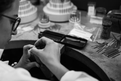 Asprey gem setting