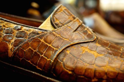 Foster's bespoke shoes alligator