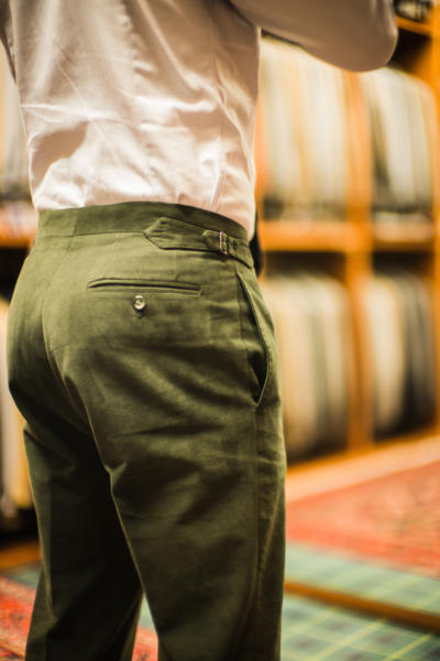 Green cotton trousers, photobombed – Permanent Style