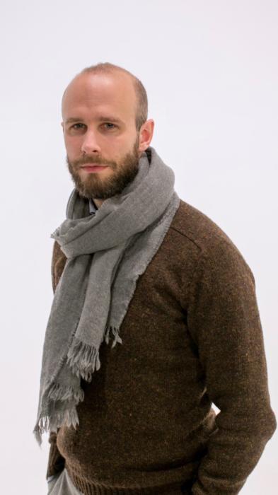 brown shetland sweater and washed scarf (1)