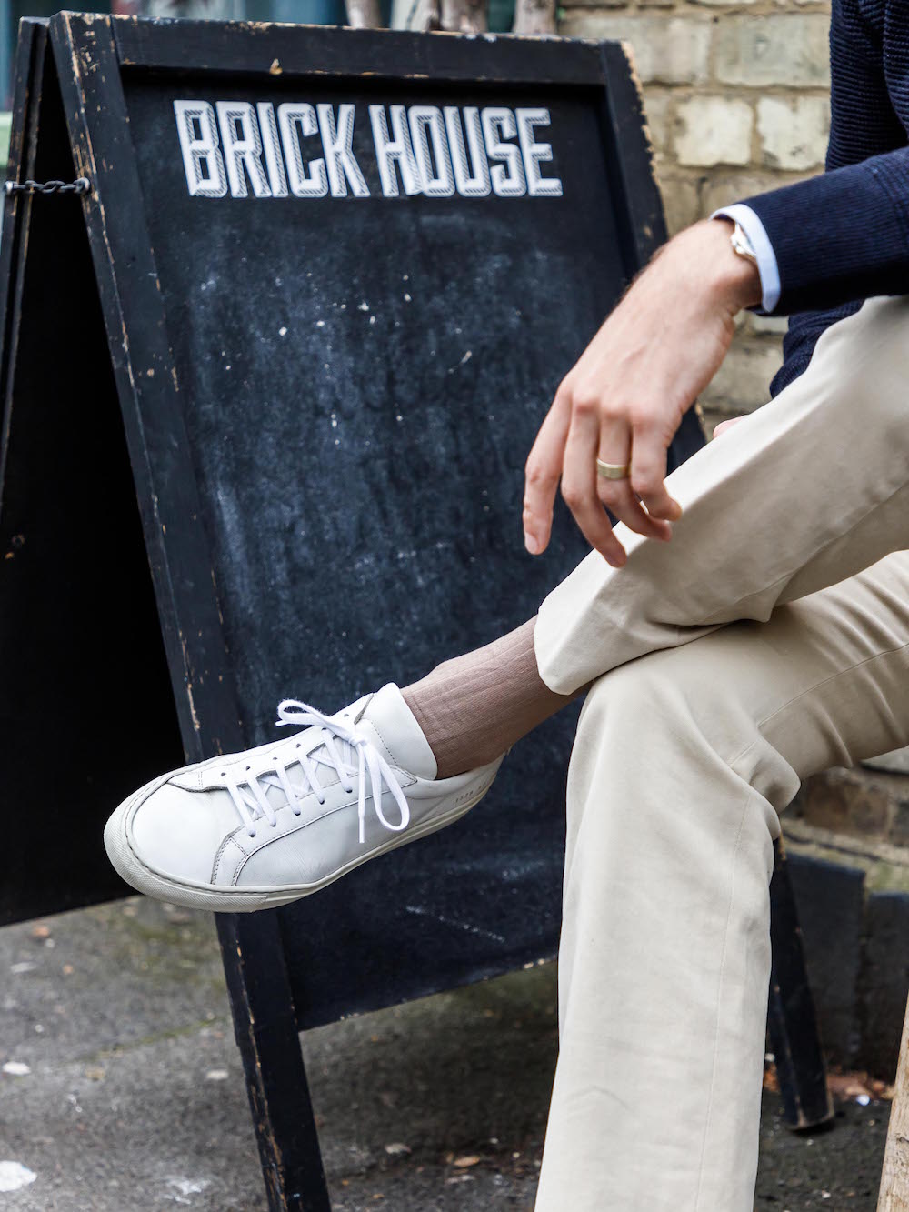 A New Way To Wear Trousers & Sneakers On The Street – LIFESTYLE BY PS