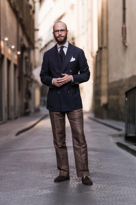 Caliendo navy hopsack blazer and brown linen trousers