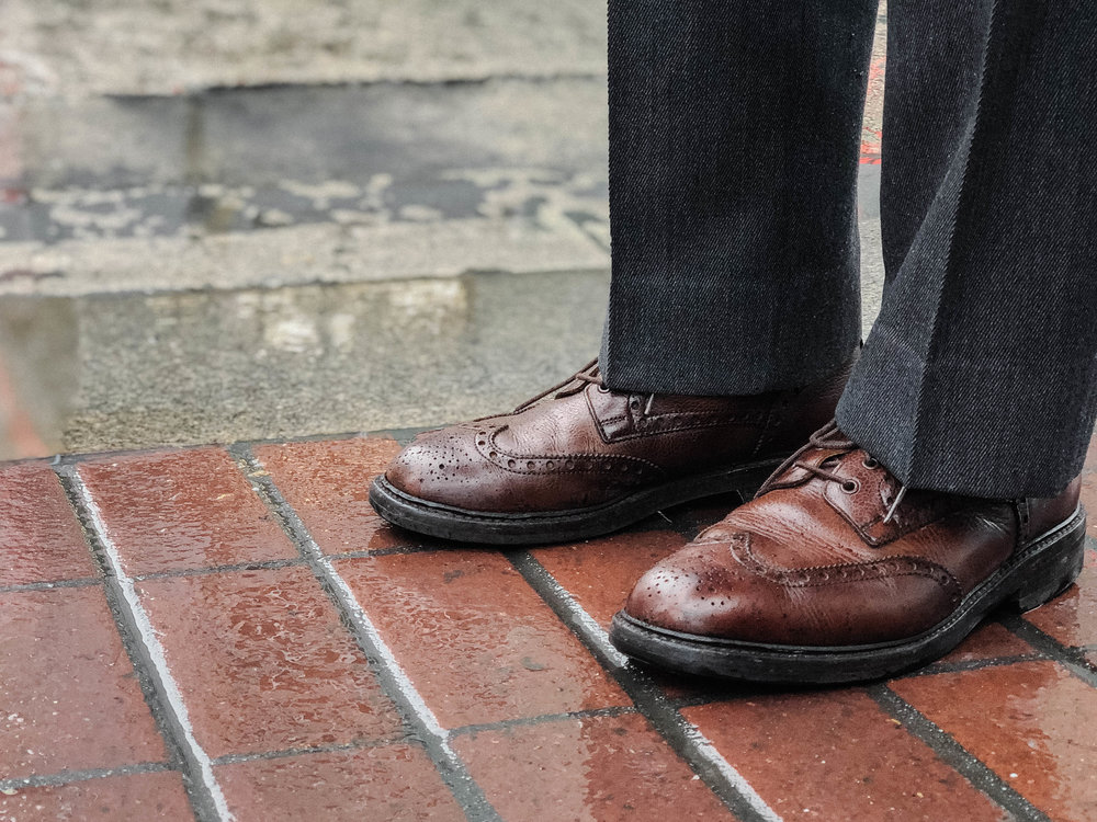 sneakers for wet weather