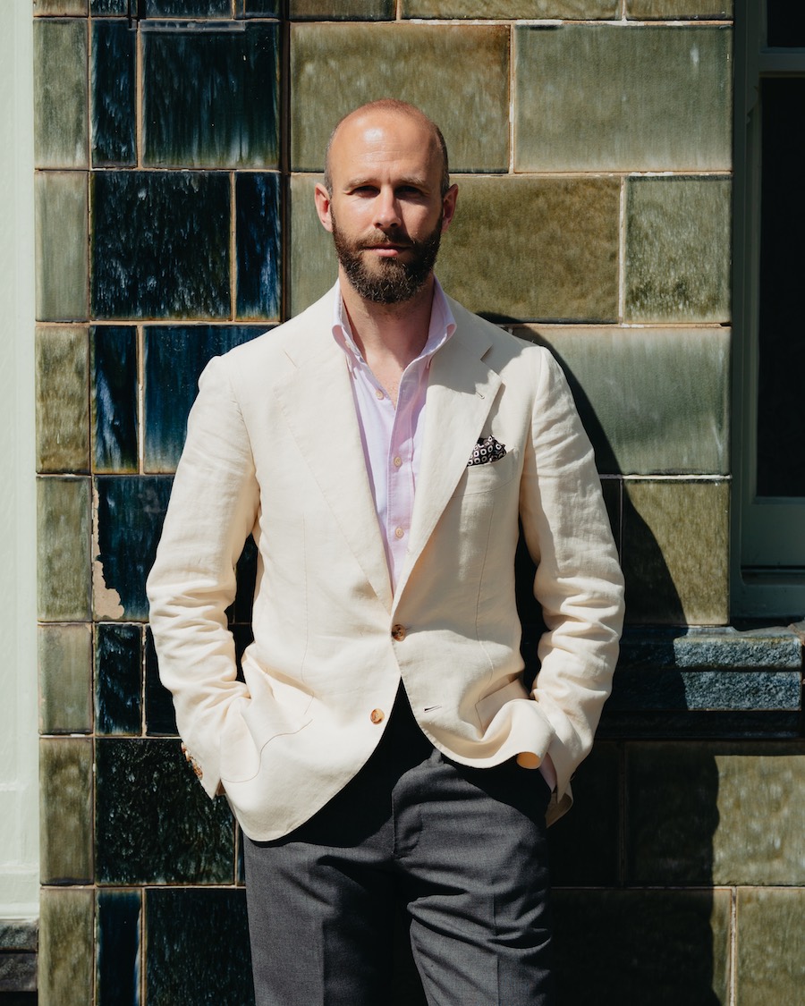 cream shorts and blazer suit