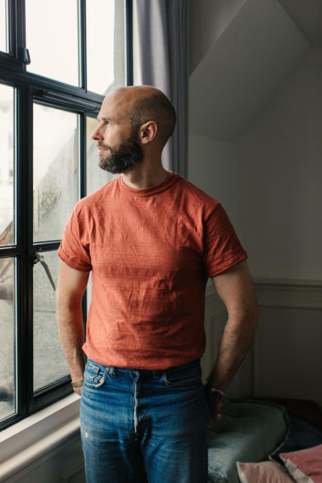 The tucked-in T-shirt – Style