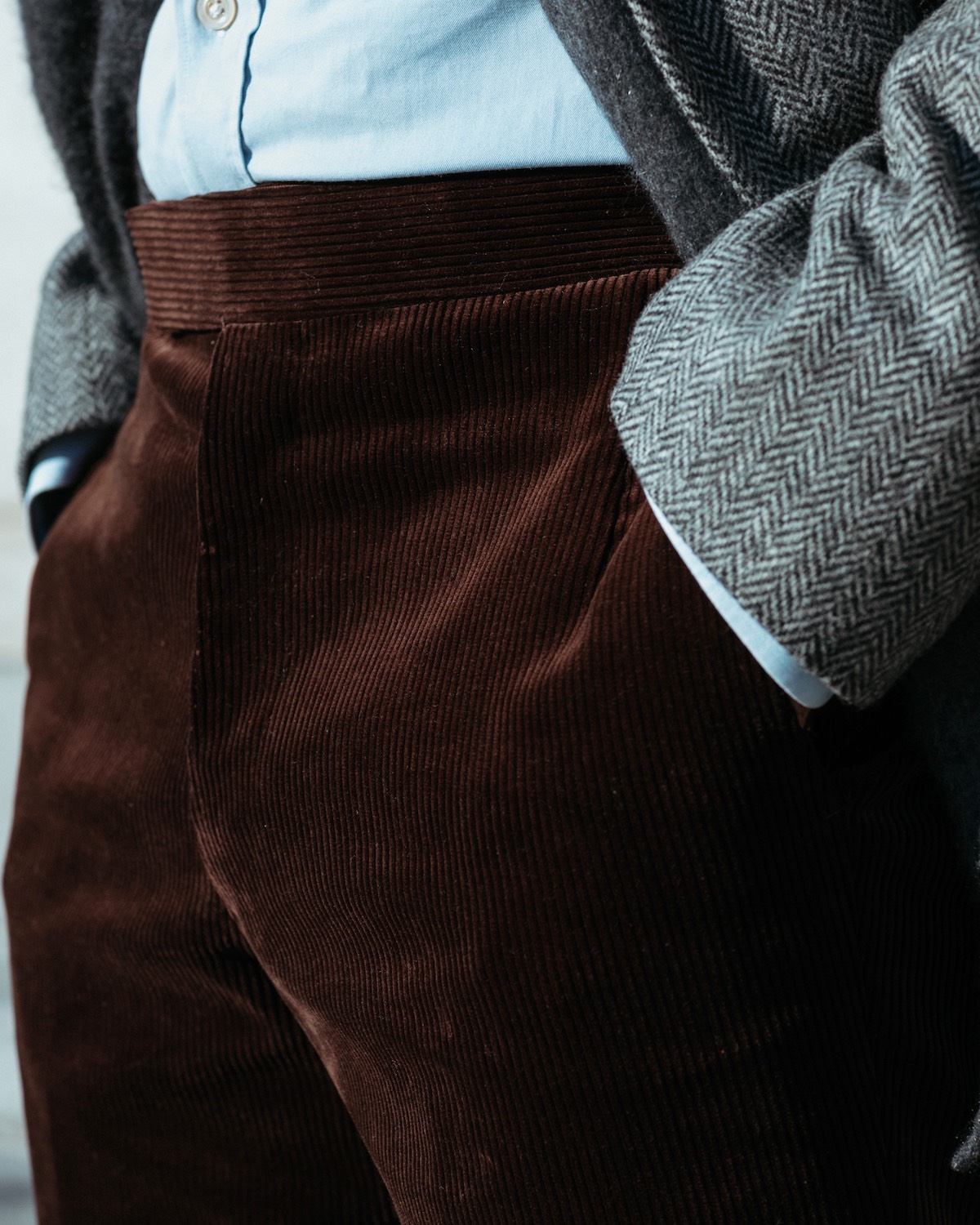 Mens pleated corduroy best sale trousers with turn ups