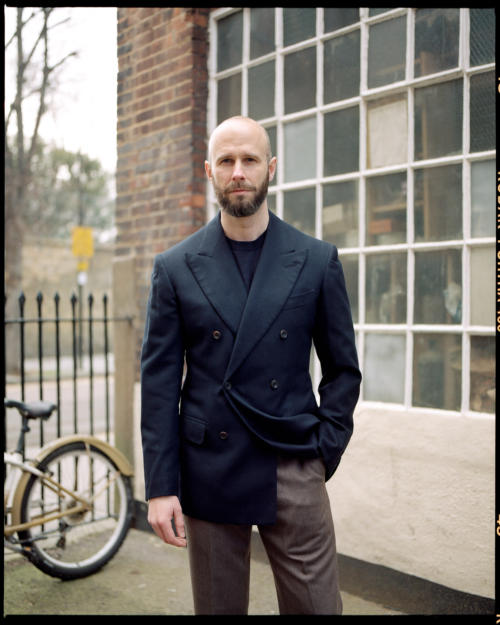 The T-shirt under tailoring – Permanent Style
