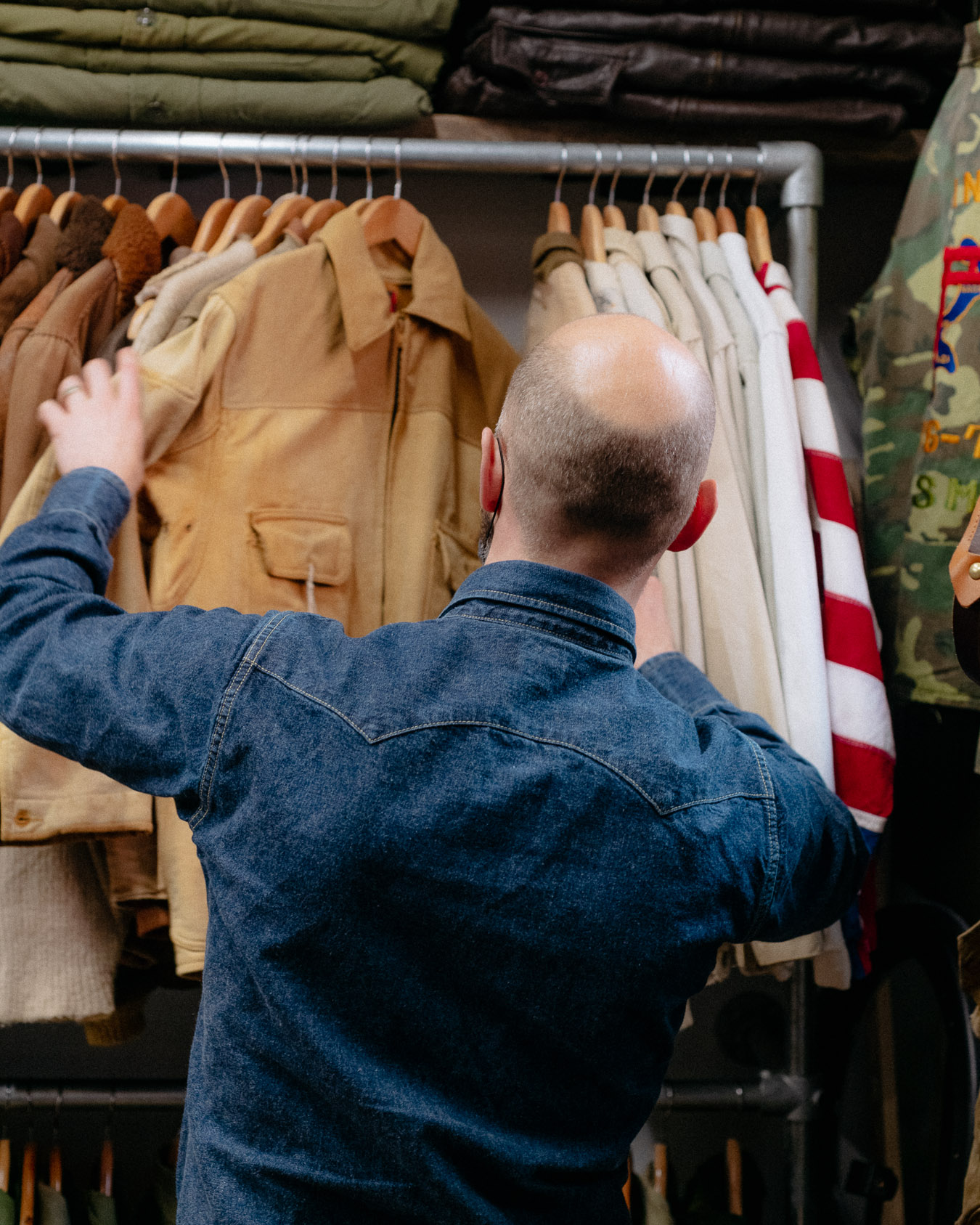 Hang online up clothes