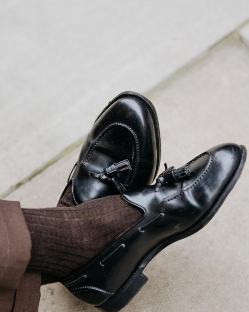 Wearing Brown Shoes with Black Pants: Rundown a Men's Outfit Ideas –  LIBERTYZENO