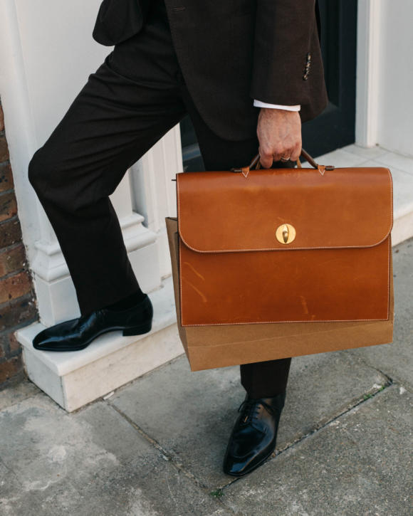 Using Leather Paint to Update furniture, shoes and a briefcase!