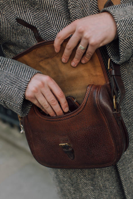 Vintage leather cartridge 2025 bag