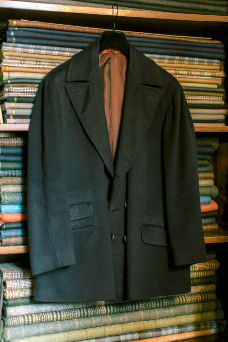 Capote coat sportsman guide top